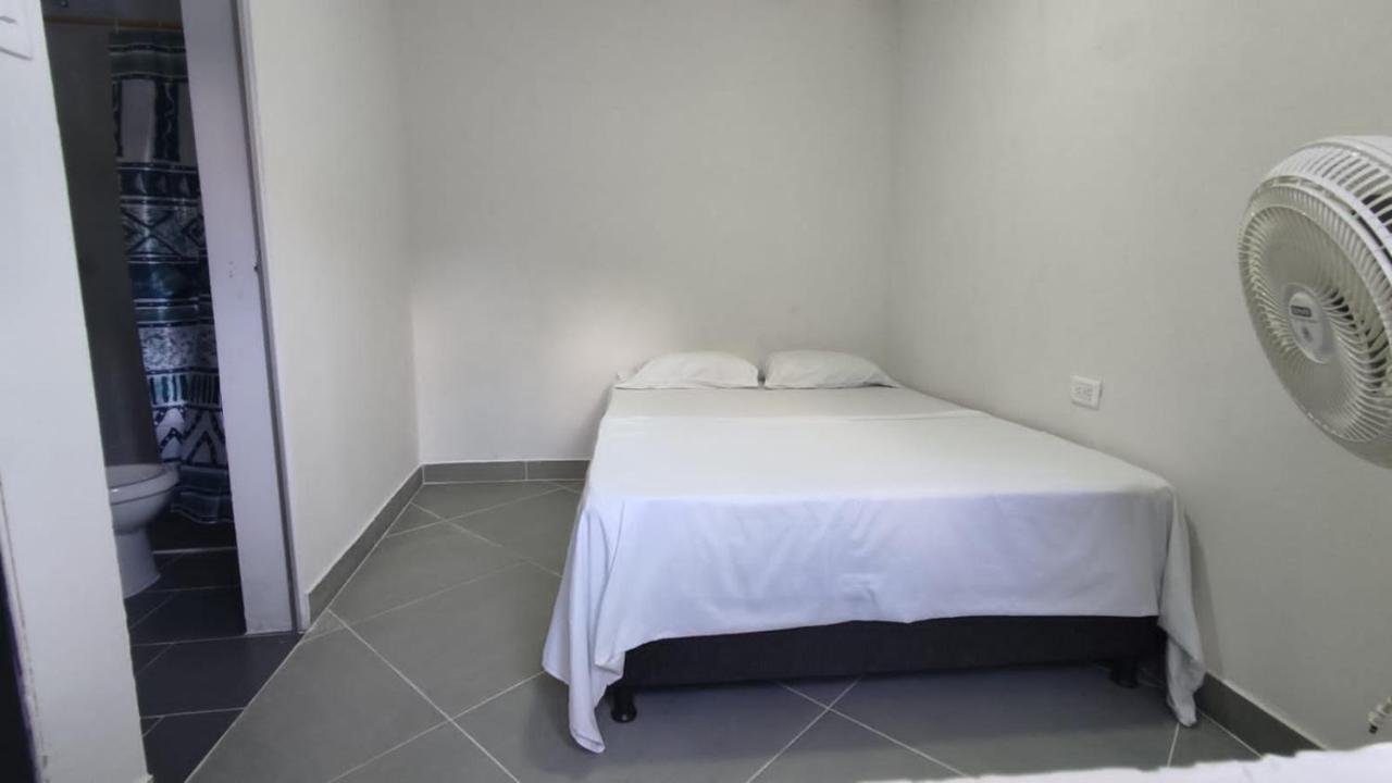 Habitación en casa particular Proyecto Moonlight Villavieja